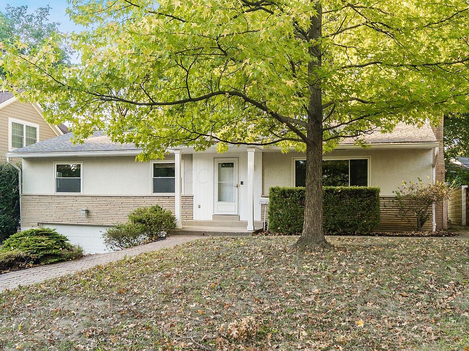1st image of 244 Canyon Dr