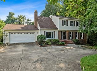 7804 New London Dr, Springfield, VA 22153