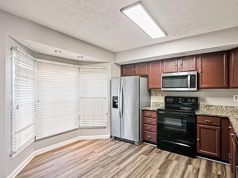 5 Brantwood Ct — Photo 3