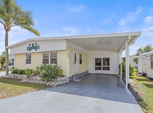 289 Nassau Dr, Palmetto, FL 34221