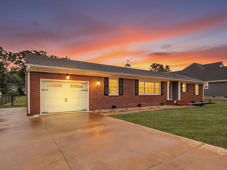 525 Dove Dr — Photo 36