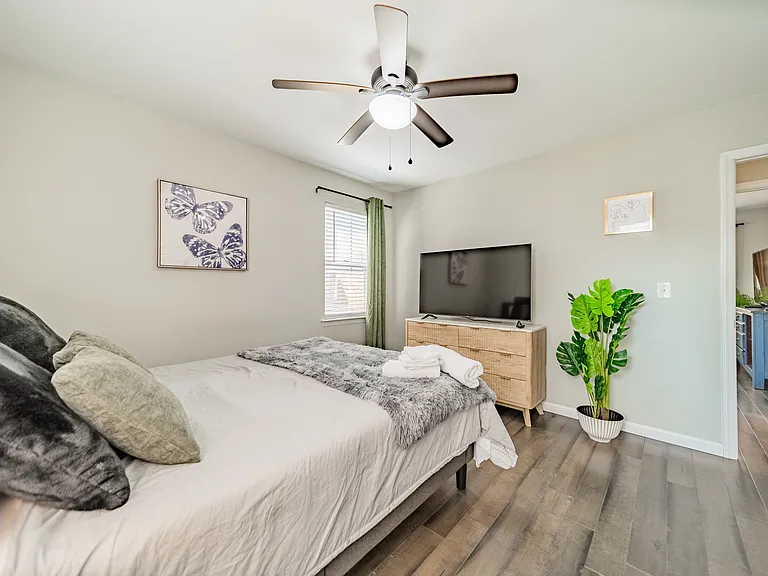 518 Parkwood Ave — Photo 26