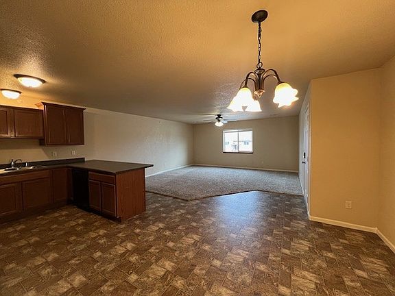 3rd image of 1240 E Minnesota St APT 204