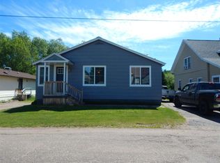 175 Prospect St, Ishpeming, MI 49849