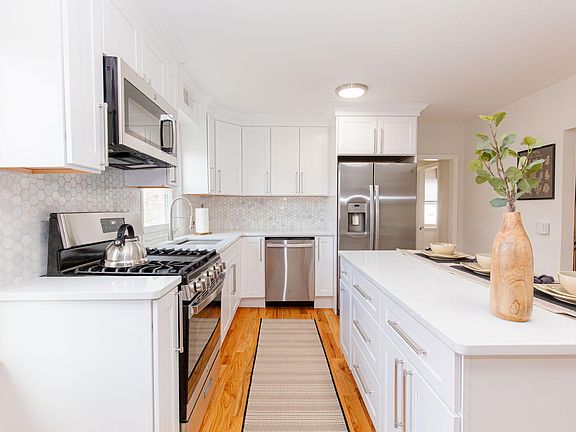 Brand new kitchen and appliances. Includes coffee maker, blender, pots, pans, etc.