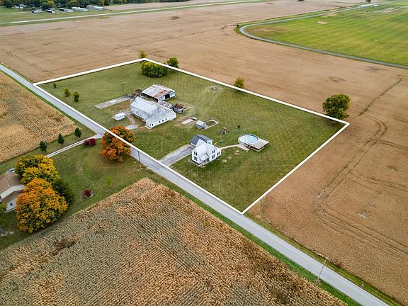 3rd image of 3701 S County Road 388 E