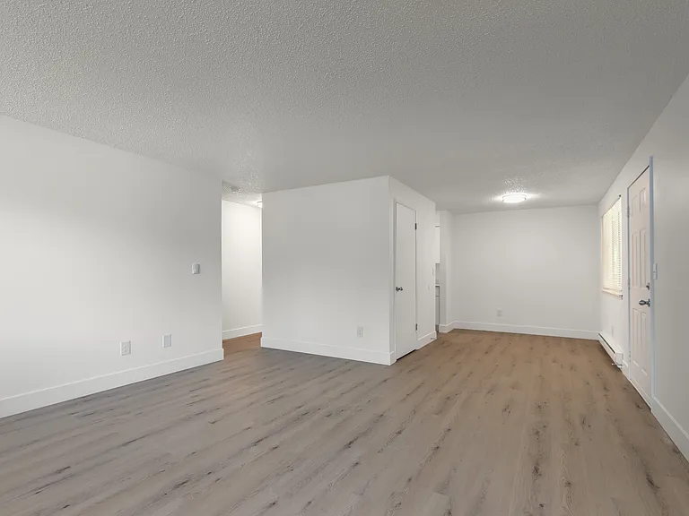 Timberwood Apartments — Photo 41