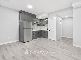 1227 Plum Bnd SW #BASEMENT, Edmonton, AB T6X3B5