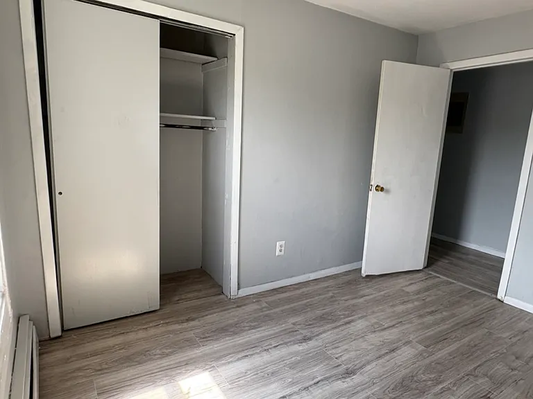 208 Main St #B — Photo 12