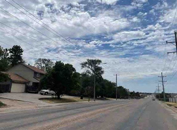 3rd image of 1706 N Campus Dr