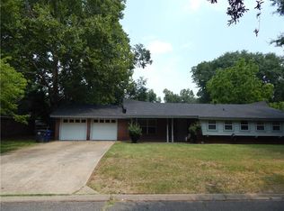 706 Garland Rd, Natchitoches, LA 71457
