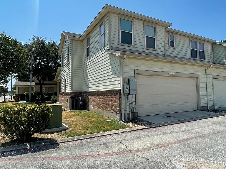 13523 Bristow Dawn — Photo 3