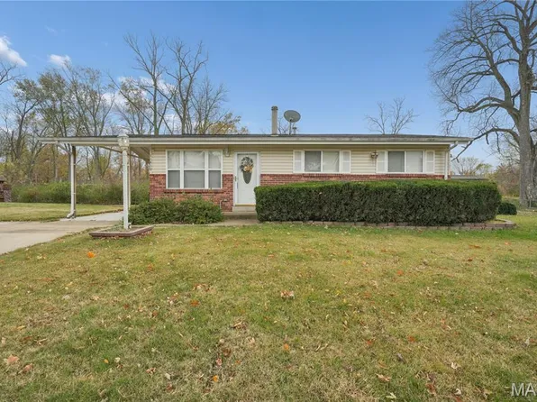 11410 Essex Ave, Maryland Heights, MO 63043