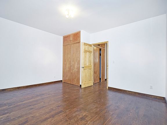 5th image of 5720 66th St #1