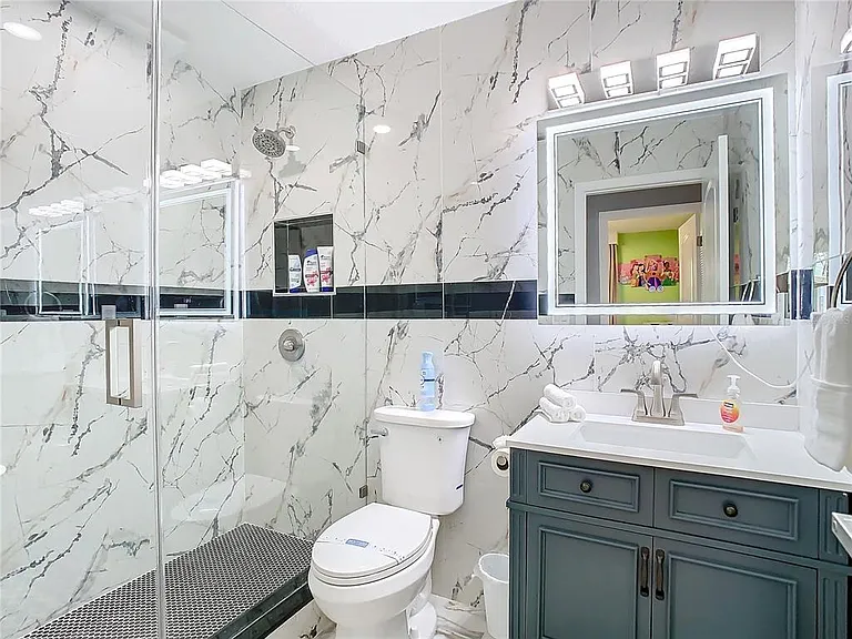 10704 Donbrese Ave — Photo 29