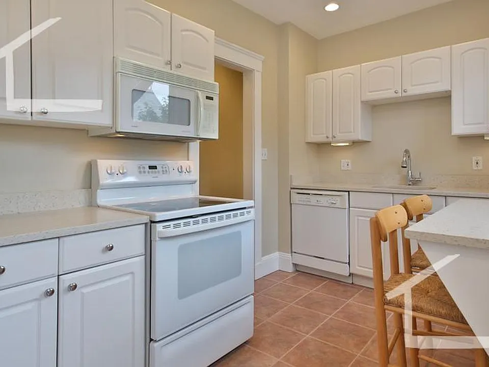 1103 Boylston St #12A