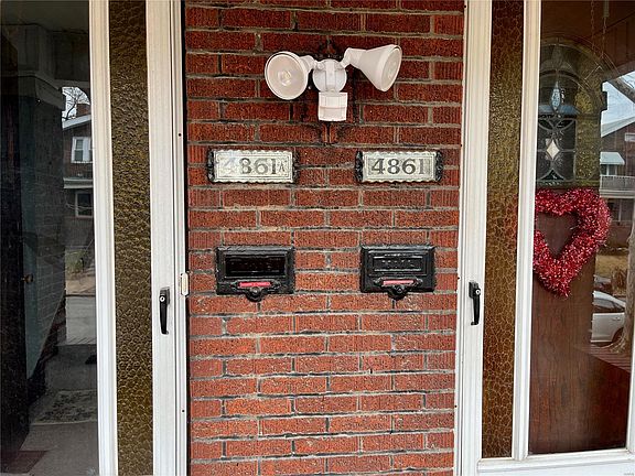 3rd image of 4861 Kossuth Ave #A