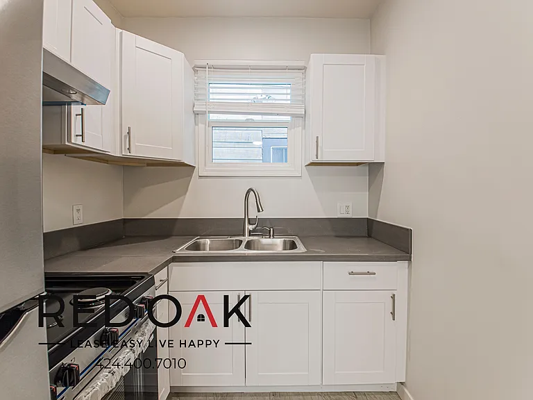 855 Irolo St #5 — Photo 9