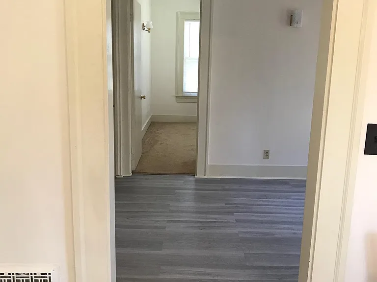 95 Adams St #2 — Photo 3