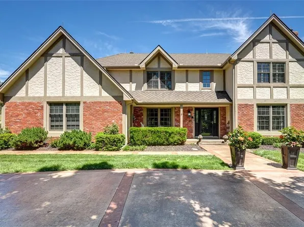 4008 W 138th St, Leawood, KS 66224