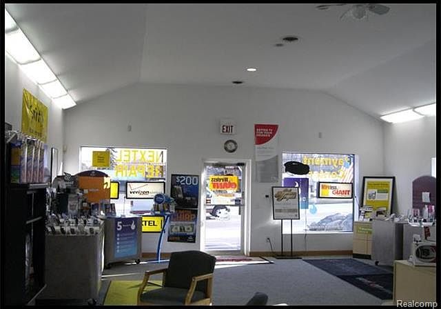 2nd image of 508 S Broadway St