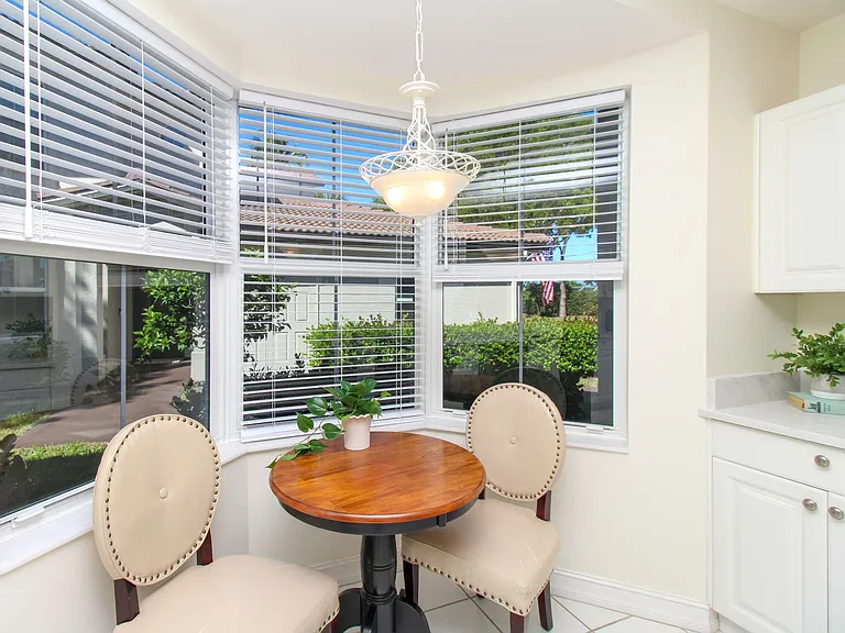 600 Diamond Cir #607 — Photo 26