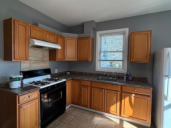 2nd image of 296 Hoboken Rd #1