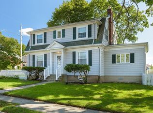 1931 Robeson St, Fall River, MA 02720
