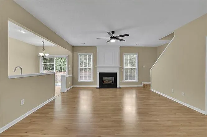 3 bed, 2.5 bath, 1612 sqft, $2,700 — Photo 1