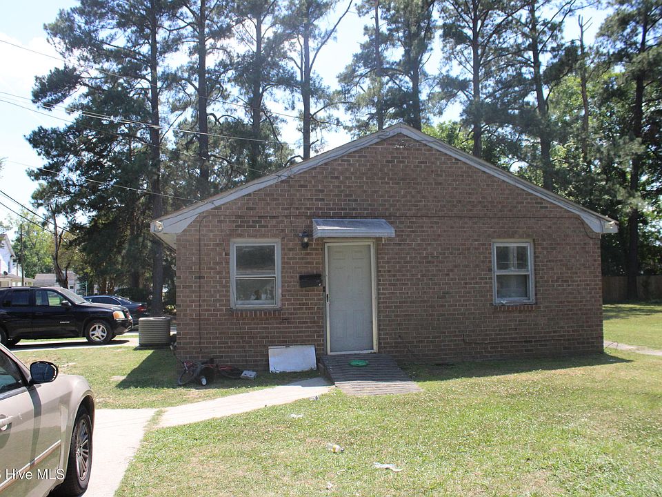 2nd image of 305 E Richard Street