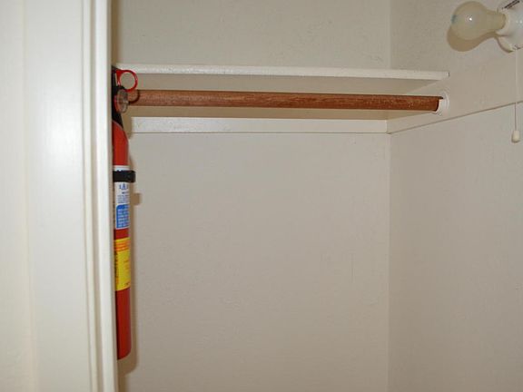 4th image of 3147 Finsterwald Dr #36