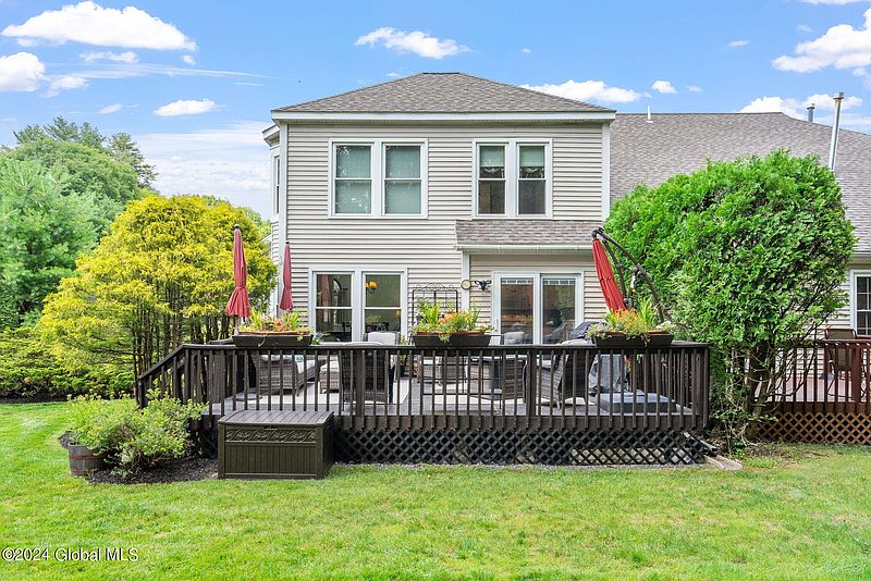 4th image of 78 Killarney Drive