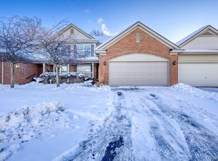5964 Augusta Ln, Grand Blanc, MI