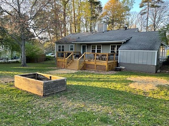 5th image of 2090 Nancy Cir SE