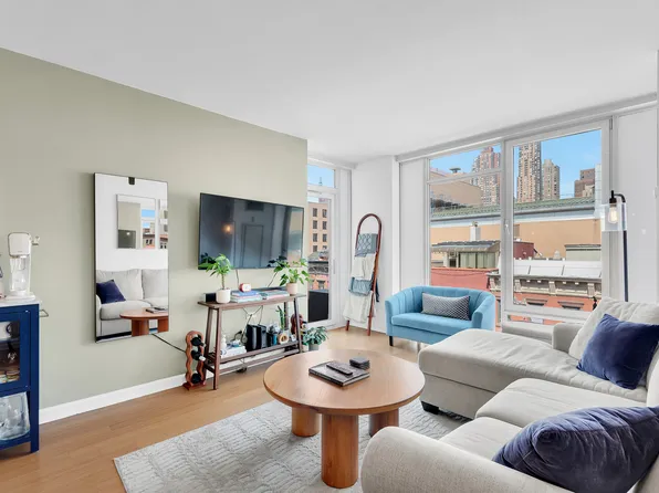 350 West 53rd Street image 1 of 5