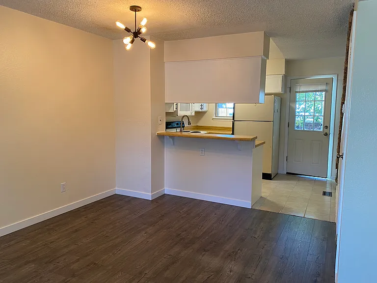 9306 W Ontario Dr — Photo 6