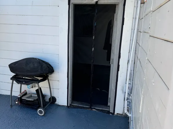 1832 Peralta St, Oakland, CA