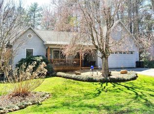 29 Timberleaf Dr, Fletcher, NC 28732