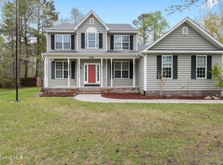 178 Winding Branch Rd, Hampstead, NC 28443