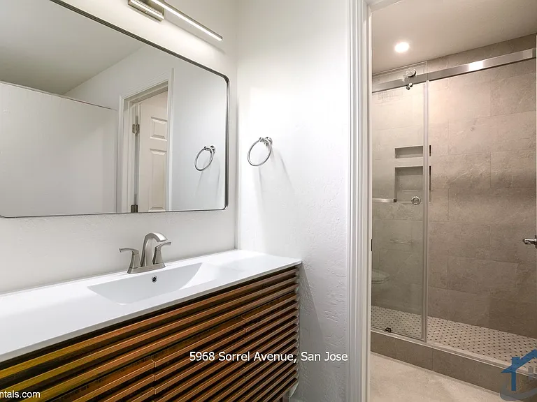 5968 Sorrel Ave — Photo 14