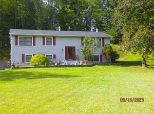 497 Burlingham Rd, Bloomingburg, NY 12721