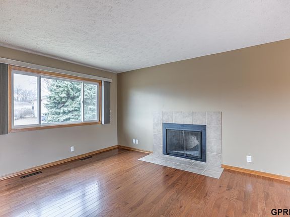 3rd image of 14604 Emiline St