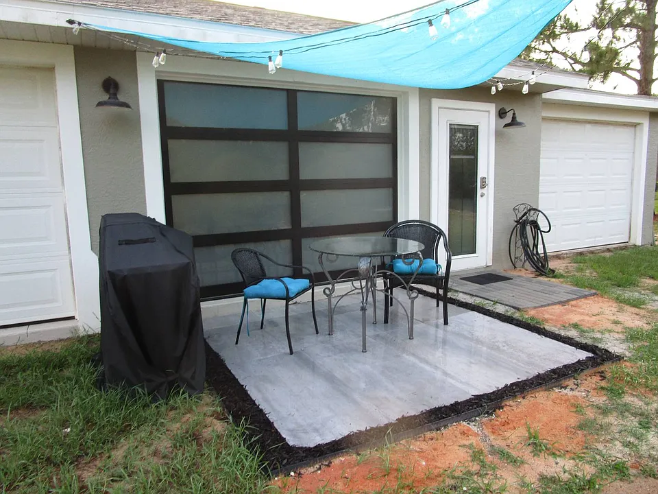362 Sunshine Ave