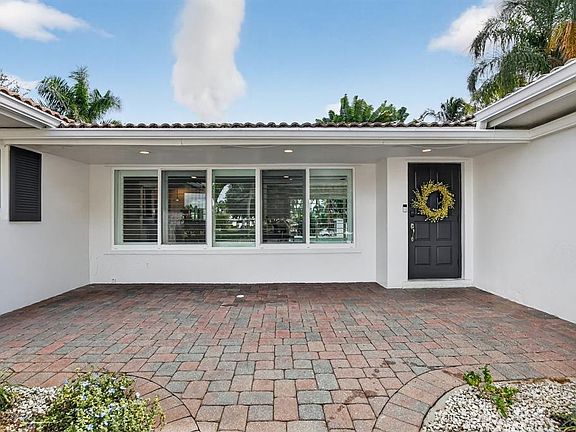 5th image of 100 SW 8th Ave