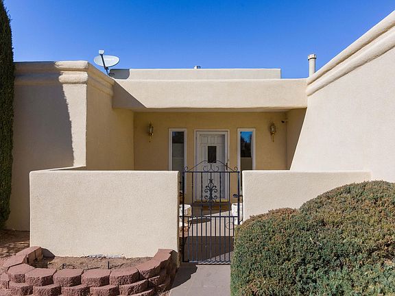 3rd image of 9615 Regal Ridge Dr NE