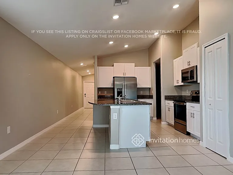 2246 Treesdale Ave — Photo 5