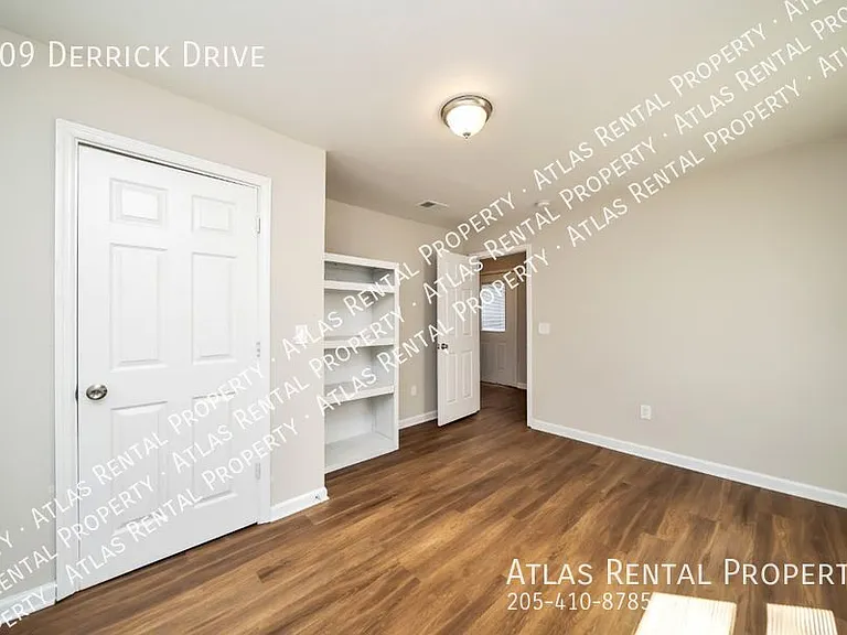 109 Derrick Dr — Photo 18