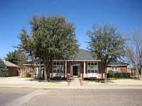 1st image of 27 Crockett Cir
