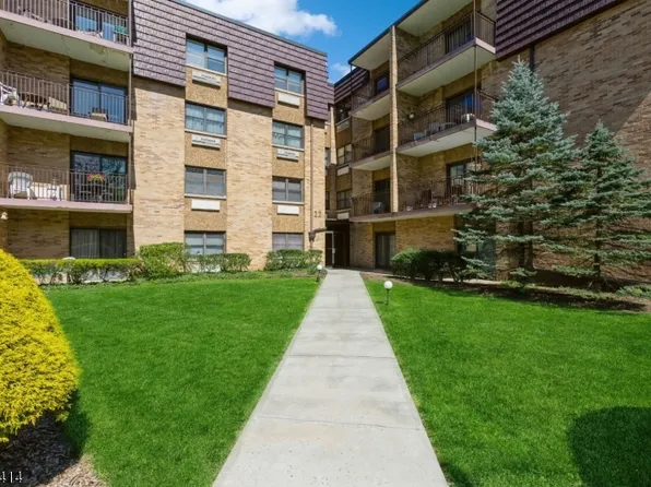22 Riverside Dr BLDG 22 #B 7, Cranford Twp., NJ 07016
