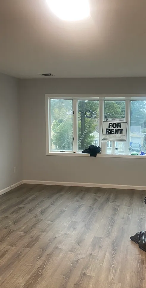 2 bed, 900 sqft, $2,200 — Photo 1